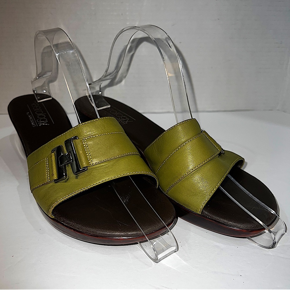 Aerology by Aerosoles Slides Sandals Size 8.5